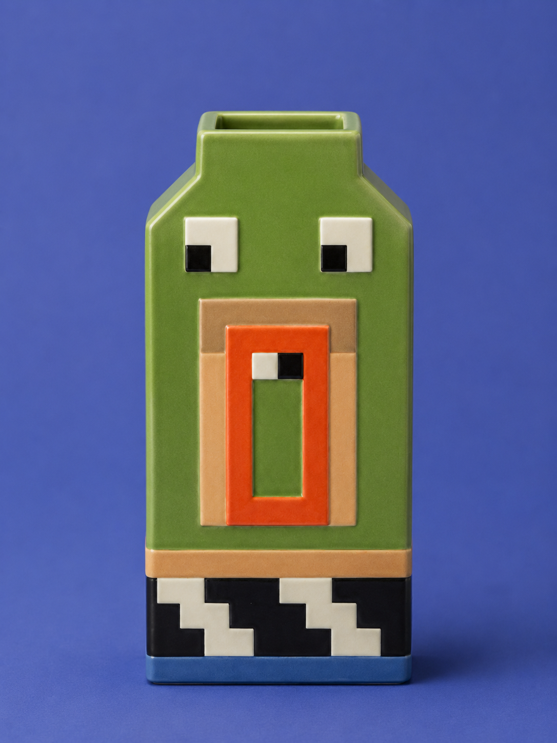 Vase green